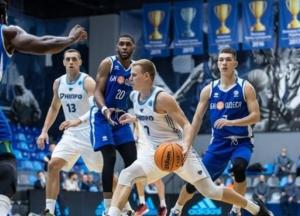 ФБУ приостанавливает все баскетбольные соревнования в Украине