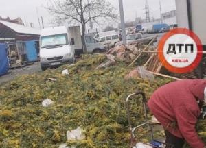 В Киеве после 8 марта обнаружили свалку мимоз (фото)