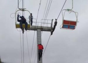 В Карпатах остановился подъемник: сняли 14 человек