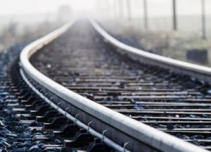 На Днепропетровщине сошли с рельсов два грузовых поезда