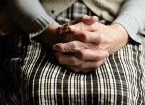 Затащил в подвал и связал: в Харькове рецидивист изнасиловал 72-летнюю пенсионерку