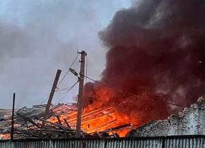 Нові атаки по Чернігівщині: "шахеди" спалили зерно та знову атакували критичну інфраструктуру