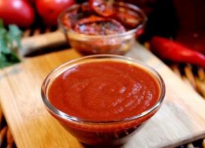 Ученые назвали полезные свойства кетчупа