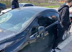 Под Днепром на пешеходном переходе авто сбило двух детей