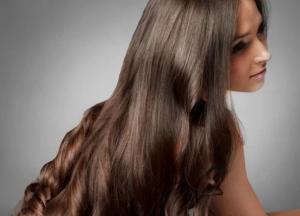Медики назвали продукты, которые способствуют ускорению роста волос