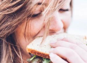 Врачи рассказали о продуктах, которые не стоит употреблять на голодный желудок