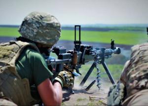 Боевики на Донбассе 10 раз обстреляли позиции ООС, ранен военный