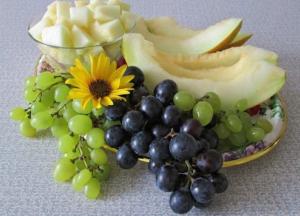 Названы фрукты, которые запрещены во время диеты