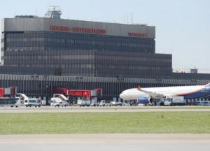 В аэропорту "Шереметьево" столкнулись два пассажирских самолета (фото)