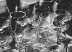 Ученые назвали дозу алкоголя, которая вызывает рак