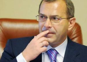 Суд отменил заочный арест Клюева