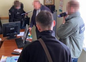 На Волынской и Ровенской таможнях разоблачены коррупционные схемы (фото)