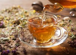 Названы целебные свойства травяных чаев