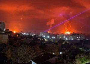 Благодатний вогонь зійшов на РФ: страшенно палав нафтовий термінал "Шесхаріс" та багатоповерхівки (відео)