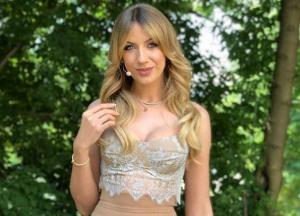 Леся Никитюк поразила стилем в эффектном мини (фото)