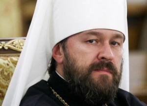 Митрополита ФСБ затримали у Чехії з дивним білим порошком у 4 контейнерах: підозрюють наркотики