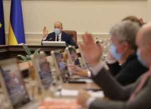 Кабмин продлил на год пошлины на российские товары