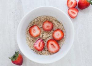 Названы самые полезные продукты для завтрака