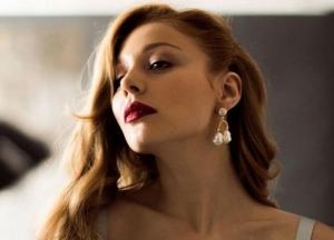 Тина Кароль в коротком топе похвасталась пышным бюстом (фото)