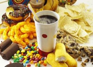 Кардиологи назвали самые вредные продукты при заболеваниях сердца