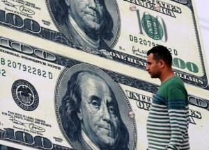 Нацбанк разрешил бизнесу покупать валюту в кредит