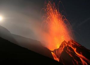 Під землею щось "вібрує": вчені заявили, що один з континентів може розірвати