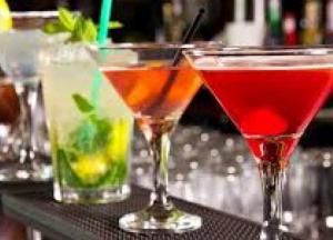 Врачи назвали самый опасный для сердца алкогольный напиток