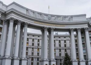 Украинцы в тюрьмах Греции: в МИД объяснили, как помогают осужденным морякам