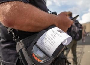 В Киеве водителям дали отсрочку от штрафов за неуплату парковки