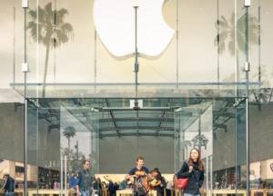 Разработчики приложений для Apple в 2021 году заработали рекордную сумму 