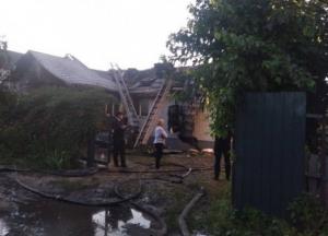 Главе Центра противодействия коррупции Шабунину подожгли дом в Киеве (фото)