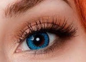 Врачи предупредили об опасности цветных линз для глаз
