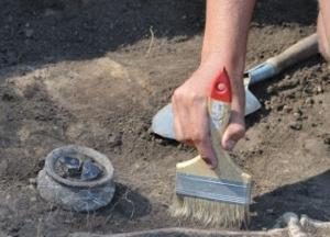 Археологи обнаружили неожиданную находку в флягах майя (фото)