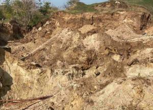 В Николаеве в результате обвала грунта погиб ребенок