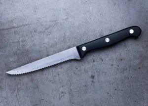 На Херсонщине 17-летняя девушка зарезала отчима