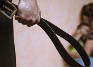 Издевался над женой: в Киеве накажут семейного тирана