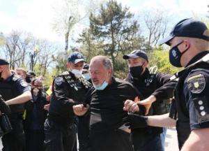 В Одессе напали на журналистку из-за замечания про георгиевскую ленту (фото)