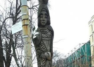 В центре Киева уничтожили знаменитую скульптуру
