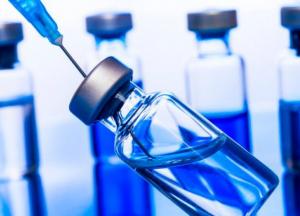 Индия передала Украине 100 флаконов сыворотки от дифтерии 