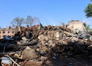 Масовані ракетні удари по Харкову: з’явилось відео гуртожитку зсередини після обстрілів