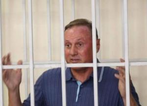 Суд продлил арест Ефремова еще на два месяца