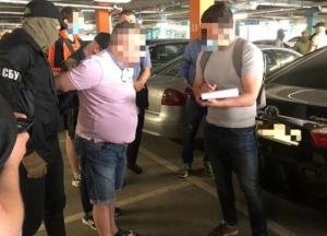 В Киеве задержали экс-банкира, "торговавшего" должностями в Нацбанке (фото)