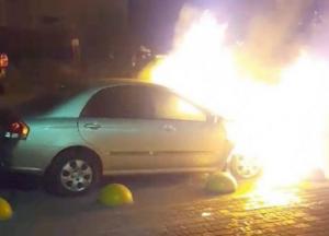 В Броварах подожгли машину программы "Схемы"