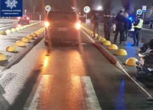 В аэропорту "Борисполь" микроавтобус сбил ребенка 