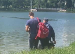 Киевлянин утонул из-за спора в 500 гривен, пока его товарищ выпивал на берегу