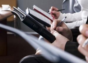 В Украине хотят расширить круг претендентов на должности госслужащих