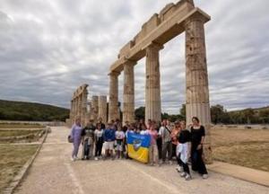 Греція приймає родини українських військових у рамках проєкту «Поруч з Україною»