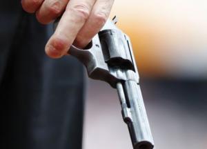 На Киевщине парень застрелился в полицейском участке после попытки двойного убийства