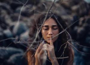 Ученые показали, как выглядела женщина-шаман 7000 лет назад (фото)