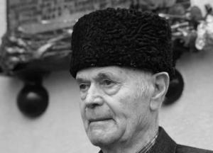 У окупованому Бахчисараї помер ветеран кримськотатарського національного руху Асан Джемілєв 